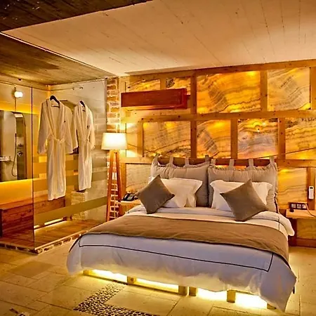 Loft - Adults Only Hotel 3*
